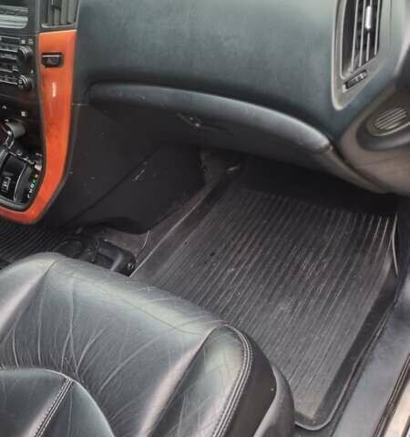 Лексус РХ 2001 в Львове на Automoto.ua Серый Лексус РХ, объемом двигателя 3 л и пробегом 245 тыс. км за 6700 $, фото 19 на Automoto.ua