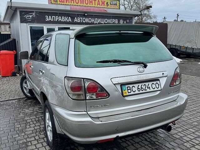 Серый Лексус РХ, объемом двигателя 3 л и пробегом 402 тыс. км за 4200 $, фото 3 на Automoto.ua