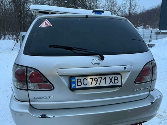 Сірий Лексус РХ, об'ємом двигуна 3 л та пробігом 429 тис. км за 6700 $, фото 9 на Automoto.ua