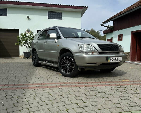 Серый Лексус РХ, объемом двигателя 3 л и пробегом 214 тыс. км за 7500 $, фото 5 на Automoto.ua