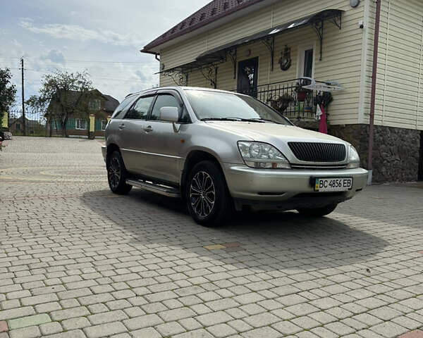 Серый Лексус РХ, объемом двигателя 3 л и пробегом 214 тыс. км за 7500 $, фото 3 на Automoto.ua