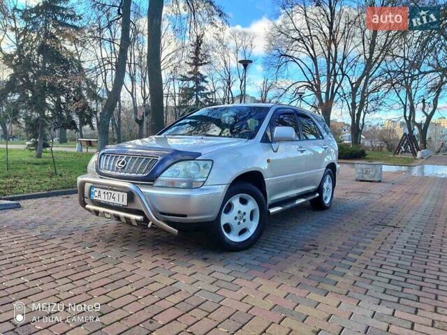 Серый Лексус РХ, объемом двигателя 3 л и пробегом 321 тыс. км за 8500 $, фото 6 на Automoto.ua