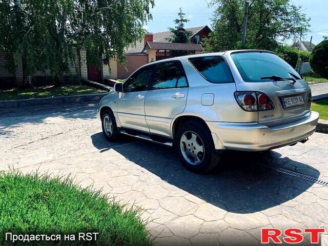 Серый Лексус РХ, объемом двигателя 3 л и пробегом 220 тыс. км за 6450 $, фото 3 на Automoto.ua