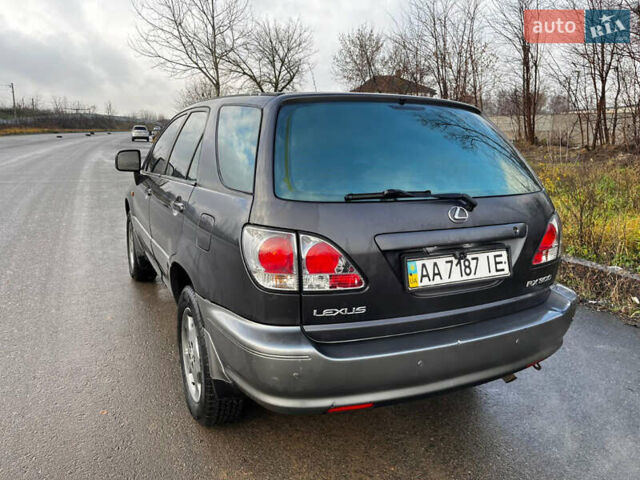 Серый Лексус РХ, объемом двигателя 3 л и пробегом 293 тыс. км за 8200 $, фото 28 на Automoto.ua