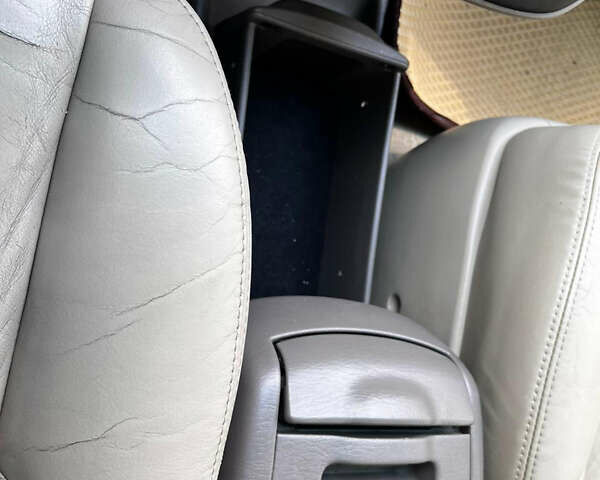 Серый Лексус РХ, объемом двигателя 3 л и пробегом 293 тыс. км за 8200 $, фото 12 на Automoto.ua