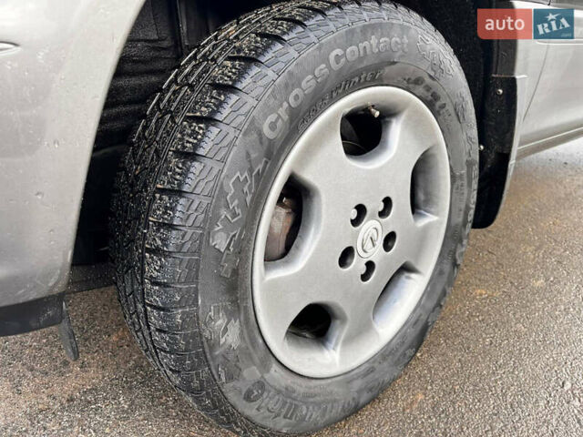 Серый Лексус РХ, объемом двигателя 3 л и пробегом 293 тыс. км за 8200 $, фото 23 на Automoto.ua