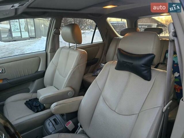 Сірий Лексус РХ, об'ємом двигуна 3 л та пробігом 360 тис. км за 5700 $, фото 2 на Automoto.ua