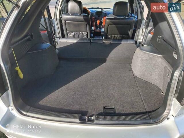 Серый Лексус РХ, объемом двигателя 3 л и пробегом 321 тыс. км за 8500 $, фото 22 на Automoto.ua