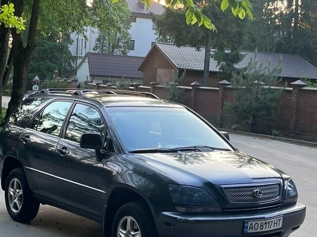 Серый Лексус РХ, объемом двигателя 3 л и пробегом 247 тыс. км за 5800 $, фото 1 на Automoto.ua