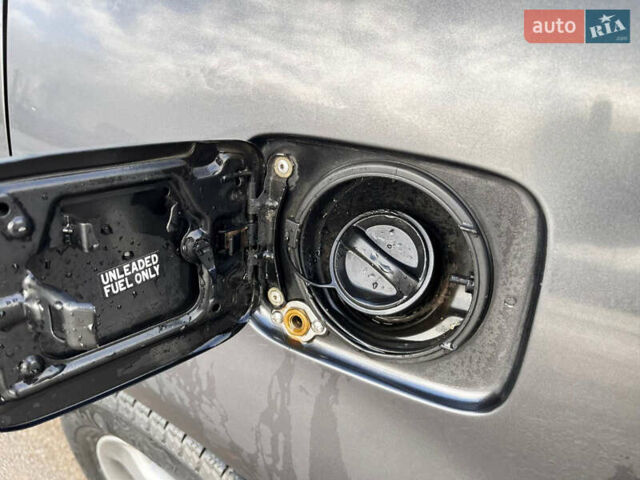 Серый Лексус РХ, объемом двигателя 3 л и пробегом 293 тыс. км за 8200 $, фото 19 на Automoto.ua
