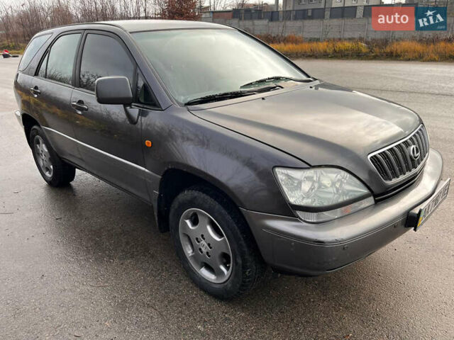 Серый Лексус РХ, объемом двигателя 3 л и пробегом 293 тыс. км за 8200 $, фото 30 на Automoto.ua