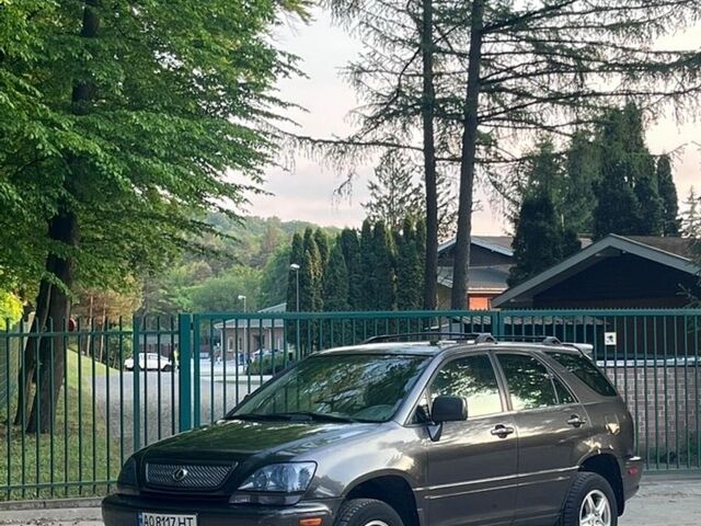 Сірий Лексус РХ, об'ємом двигуна 3 л та пробігом 247 тис. км за 5800 $, фото 2 на Automoto.ua