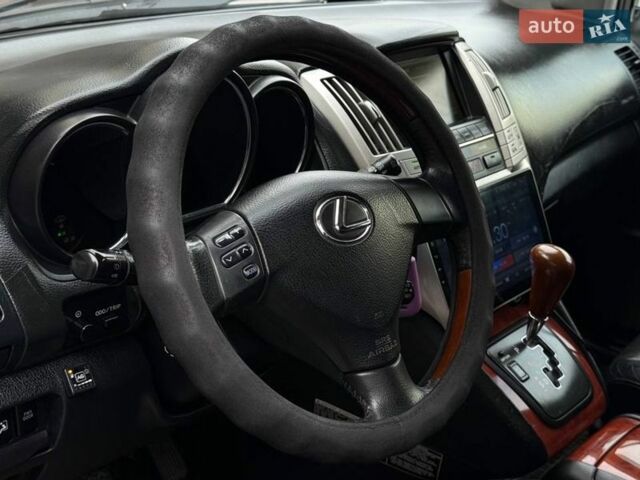 Серый Лексус РХ, объемом двигателя 3 л и пробегом 310 тыс. км за 8799 $, фото 17 на Automoto.ua