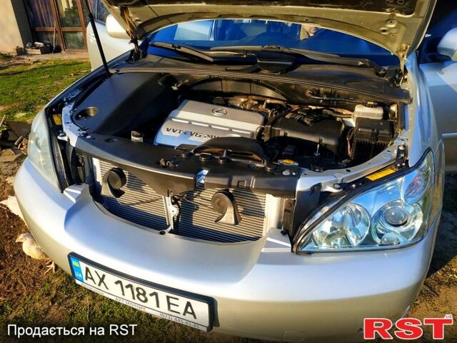 Серый Лексус РХ, объемом двигателя 3 л и пробегом 242 тыс. км за 9000 $, фото 3 на Automoto.ua