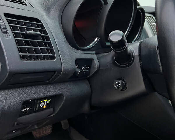 Серый Лексус РХ, объемом двигателя 3 л и пробегом 328 тыс. км за 6700 $, фото 20 на Automoto.ua