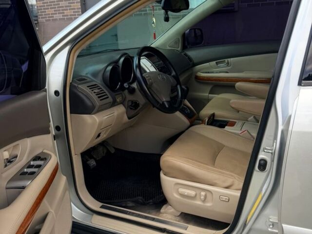 Серый Лексус РХ, объемом двигателя 3.3 л и пробегом 333 тыс. км за 6500 $, фото 7 на Automoto.ua