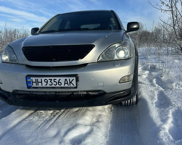 Серый Лексус РХ, объемом двигателя 3 л и пробегом 320 тыс. км за 9500 $, фото 2 на Automoto.ua