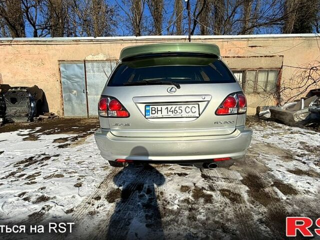 Серый Лексус РХ, объемом двигателя 3 л и пробегом 315 тыс. км за 5800 $, фото 3 на Automoto.ua