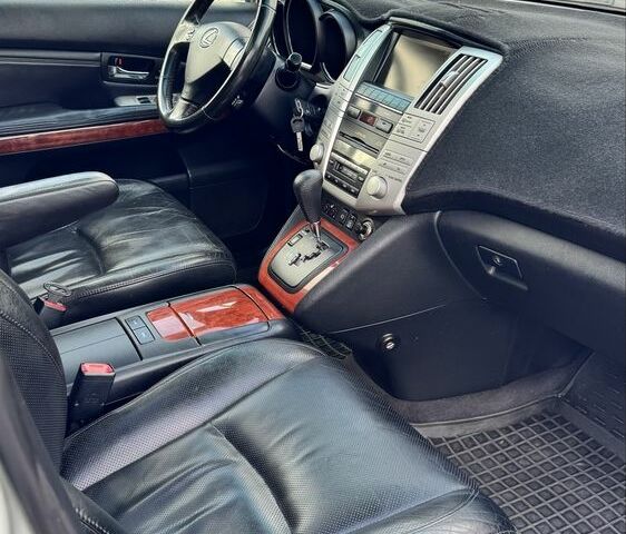 Серый Лексус РХ, объемом двигателя 3 л и пробегом 233 тыс. км за 9500 $, фото 20 на Automoto.ua