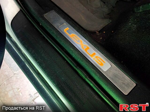 Сірий Лексус РХ, об'ємом двигуна 3 л та пробігом 199 тис. км за 10000 $, фото 9 на Automoto.ua