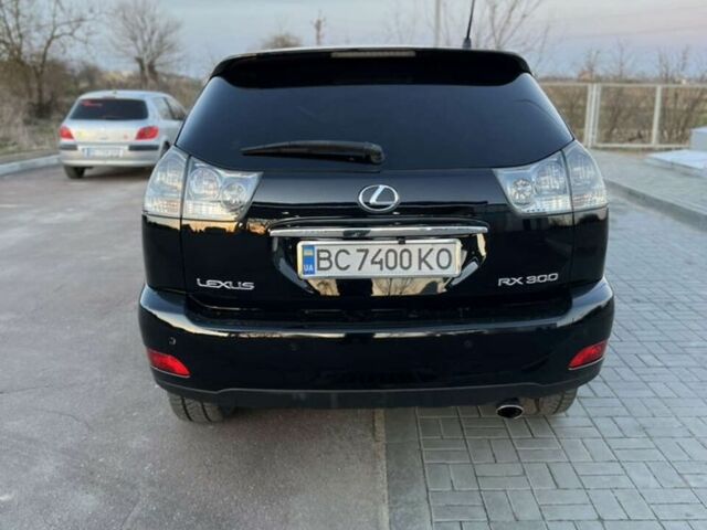 Серый Лексус РХ, объемом двигателя 3 л и пробегом 260 тыс. км за 7500 $, фото 3 на Automoto.ua