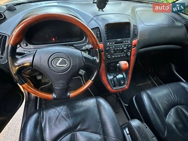 Серый Лексус РХ, объемом двигателя 3 л и пробегом 288 тыс. км за 6700 $, фото 27 на Automoto.ua
