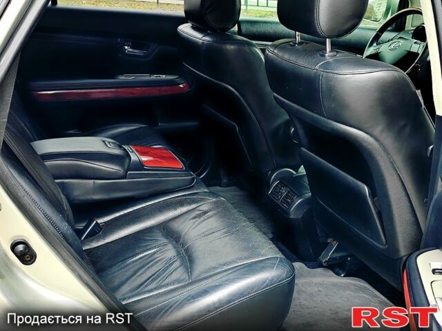 Сірий Лексус РХ, об'ємом двигуна 3 л та пробігом 200 тис. км за 8999 $, фото 6 на Automoto.ua