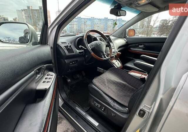 Сірий Лексус РХ, об'ємом двигуна 3 л та пробігом 245 тис. км за 6950 $, фото 8 на Automoto.ua