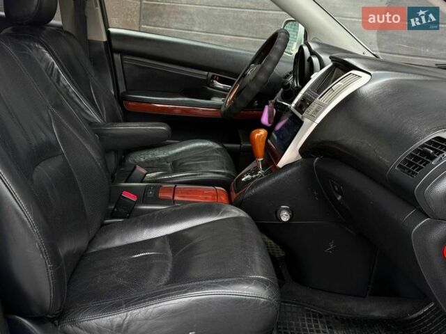 Серый Лексус РХ, объемом двигателя 3 л и пробегом 310 тыс. км за 8799 $, фото 9 на Automoto.ua