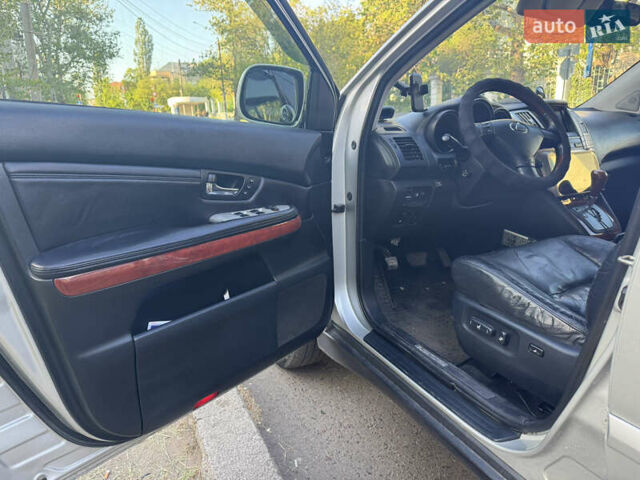 Серый Лексус РХ, объемом двигателя 3 л и пробегом 299 тыс. км за 8850 $, фото 6 на Automoto.ua