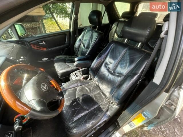 Сірий Лексус РХ, об'ємом двигуна 3 л та пробігом 280 тис. км за 6250 $, фото 4 на Automoto.ua