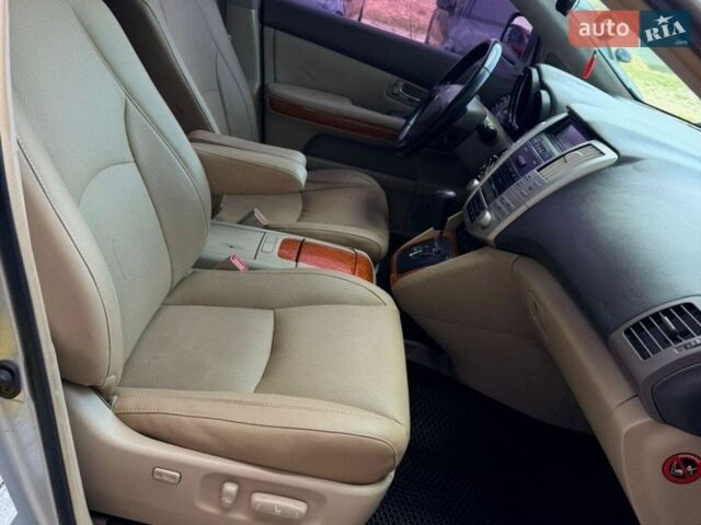 Серый Лексус РХ, объемом двигателя 3.31 л и пробегом 310 тыс. км за 7300 $, фото 10 на Automoto.ua