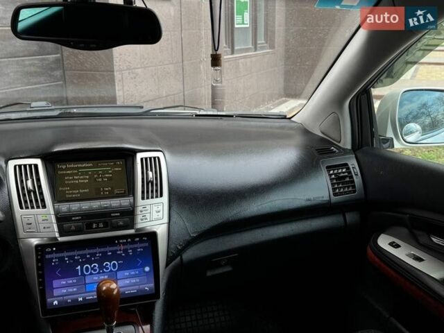 Серый Лексус РХ, объемом двигателя 3 л и пробегом 310 тыс. км за 8799 $, фото 16 на Automoto.ua