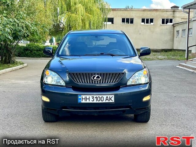 Лексус РХ 2003 у Одесі на Automoto.ua Сірий Лексус РХ, об'ємом двигуна 3 л та пробігом 238 тис. км за 7600 $, фото 1 на Automoto.ua