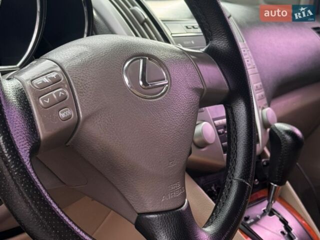 Сірий Лексус РХ, об'ємом двигуна 3.31 л та пробігом 340 тис. км за 6600 $, фото 10 на Automoto.ua