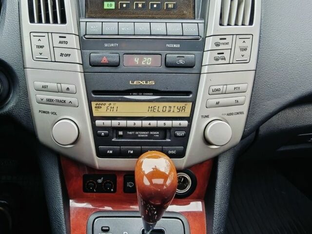 Серый Лексус РХ, объемом двигателя 3 л и пробегом 200 тыс. км за 8999 $, фото 14 на Automoto.ua