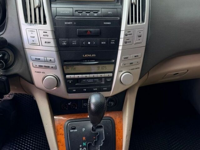 Серый Лексус РХ, объемом двигателя 3.3 л и пробегом 333 тыс. км за 6500 $, фото 10 на Automoto.ua