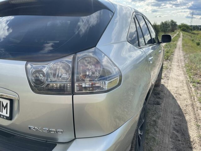 Сірий Лексус РХ, об'ємом двигуна 3 л та пробігом 250 тис. км за 7700 $, фото 5 на Automoto.ua