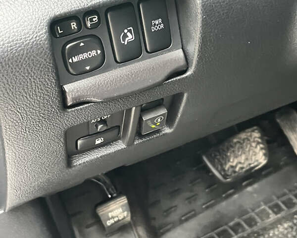 Серый Лексус РХ, объемом двигателя 3 л и пробегом 234 тыс. км за 8600 $, фото 16 на Automoto.ua