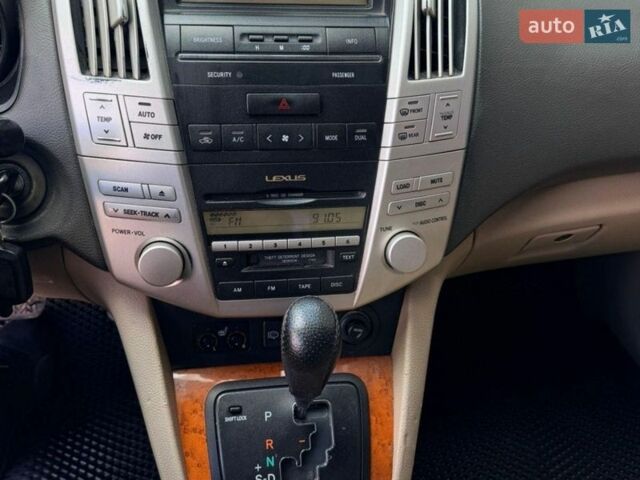 Серый Лексус РХ, объемом двигателя 3.31 л и пробегом 310 тыс. км за 7300 $, фото 8 на Automoto.ua