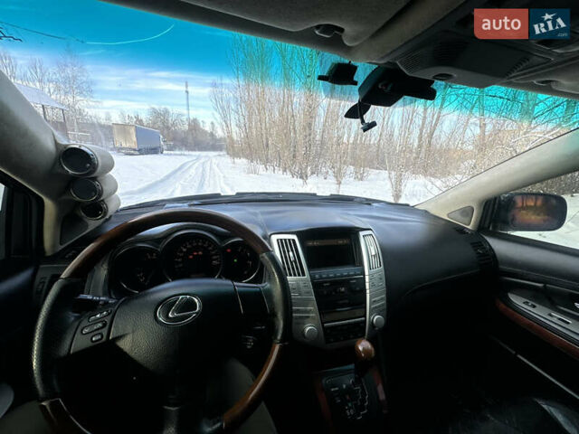 Серый Лексус РХ, объемом двигателя 3 л и пробегом 320 тыс. км за 9500 $, фото 22 на Automoto.ua