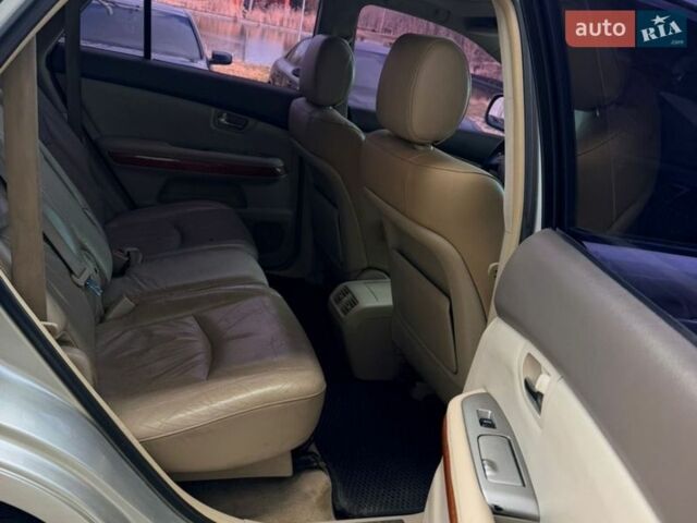 Серый Лексус РХ, объемом двигателя 3.31 л и пробегом 310 тыс. км за 7300 $, фото 12 на Automoto.ua