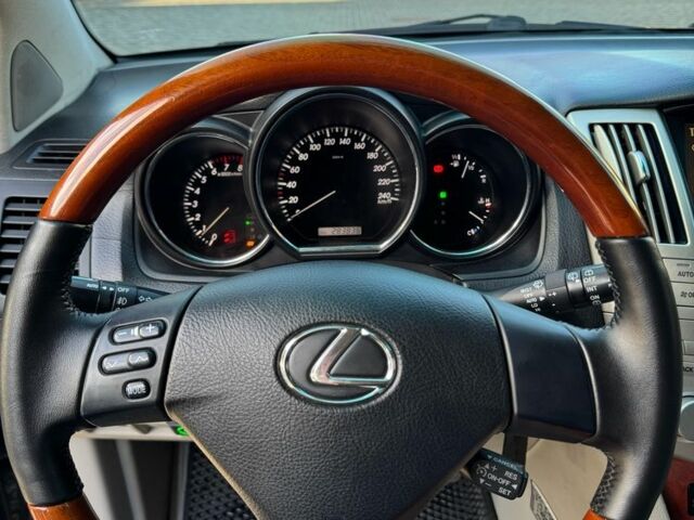 Лексус РХ 2003 в Полтаве на Automoto.ua Серый Лексус РХ, объемом двигателя 3 л и пробегом 284 тыс. км за 6600 $, фото 7 на Automoto.ua