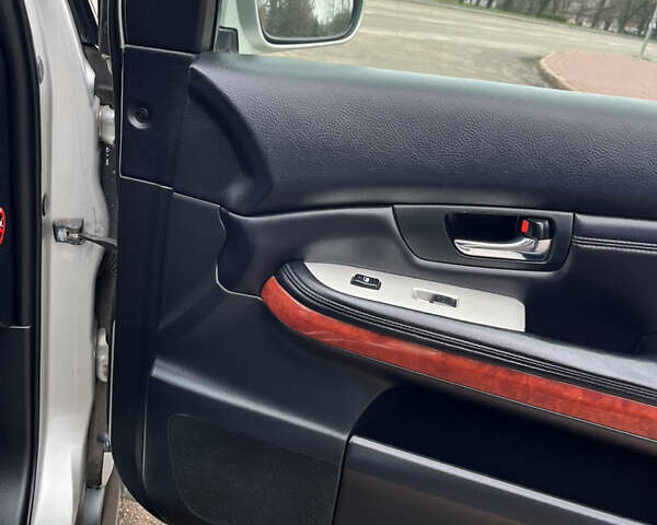 Серый Лексус РХ, объемом двигателя 3 л и пробегом 234 тыс. км за 8600 $, фото 17 на Automoto.ua