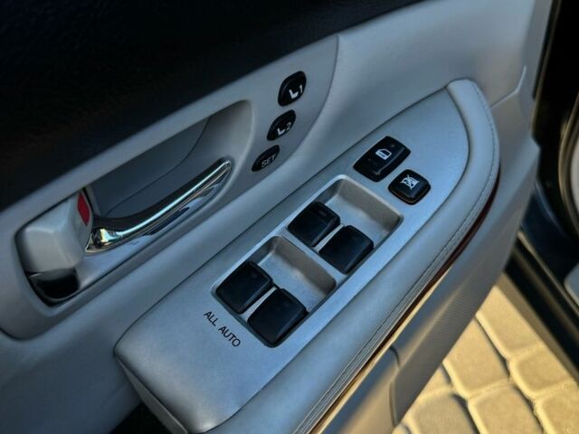 Лексус РХ 2003 в Полтаве на Automoto.ua Серый Лексус РХ, объемом двигателя 3 л и пробегом 284 тыс. км за 6700 $, фото 16 на Automoto.ua