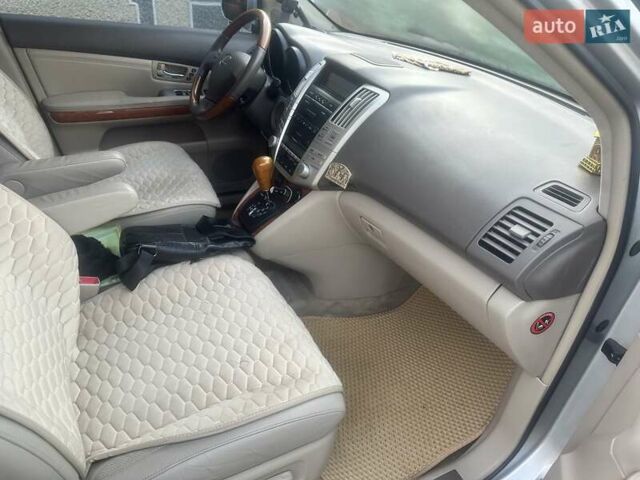 Серый Лексус РХ, объемом двигателя 3.3 л и пробегом 230 тыс. км за 10500 $, фото 7 на Automoto.ua