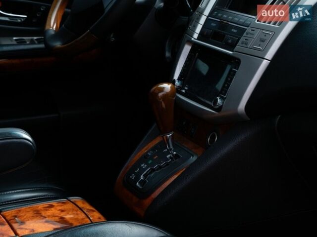 Сірий Лексус РХ, об'ємом двигуна 3.3 л та пробігом 260 тис. км за 8800 $, фото 13 на Automoto.ua
