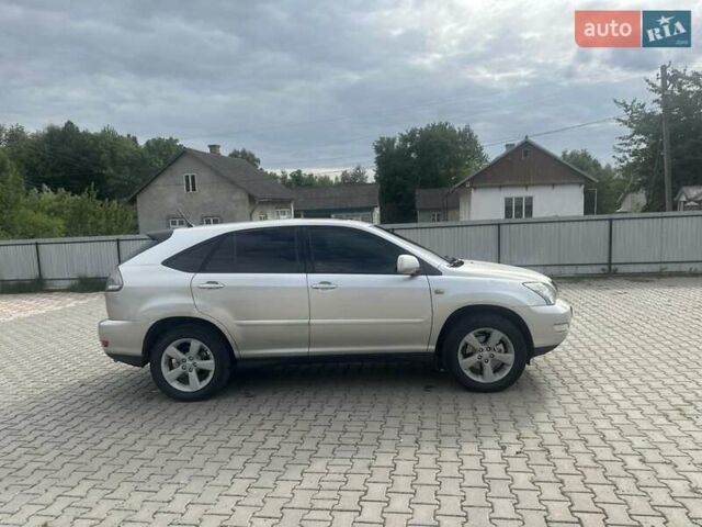 Лексус РХ 2004 у Чернівцях на Automoto.ua Сірий Лексус РХ, об'ємом двигуна 3 л та пробігом 225 тис. км за 7300 $, фото 3 на Automoto.ua