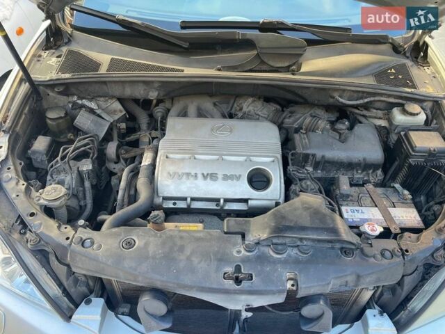 Сірий Лексус РХ, об'ємом двигуна 3 л та пробігом 325 тис. км за 5555 $, фото 7 на Automoto.ua