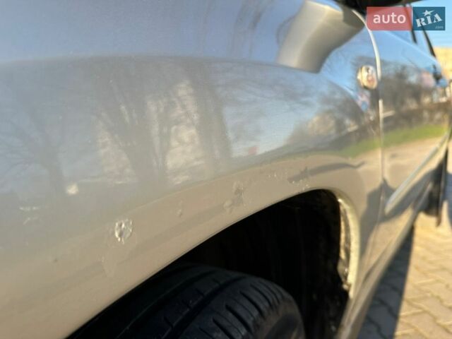 Сірий Лексус РХ, об'ємом двигуна 3 л та пробігом 227 тис. км за 7300 $, фото 25 на Automoto.ua